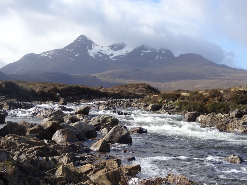 From Edinburgh: Scottish Highlands & Isle of Skye 5-Day Tour - Where the Tour Really Shines: The Guides and the Little Extras