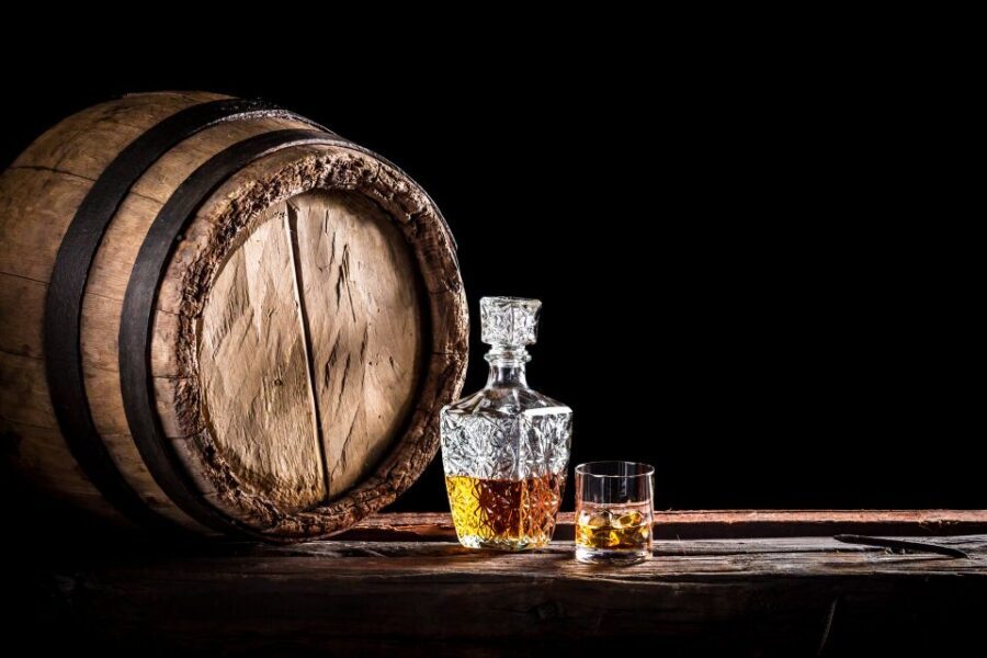 From Edinburgh: Speyside Whisky Trail 3-Day Group Tour - Day 1: Lindores Abbey, Braemar, and the 600-malt Whisky Castle stop