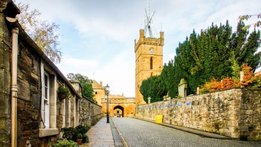 From Edinburgh: The Outlander Experience Guided Tour - Who should book this Outlander tour from Edinburgh