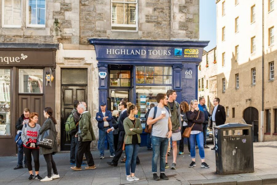 Full-Day Edinburgh Military Tattoo & Scottish Highlands Tour - Stirling: castle views and Wallace Monument stories