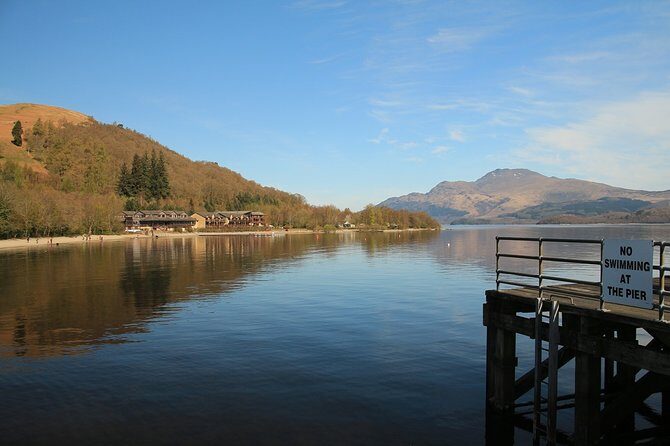 Full-Day Highland Lochs Glens and Castles Tour from Edinburgh - Luss on Loch Lomond: Village Walking and Pier Views