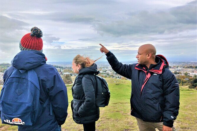 Full Day Tour of Edinburgh Including Lunch With A Local Expert - A tight Edinburgh day with a small group and local rhythm