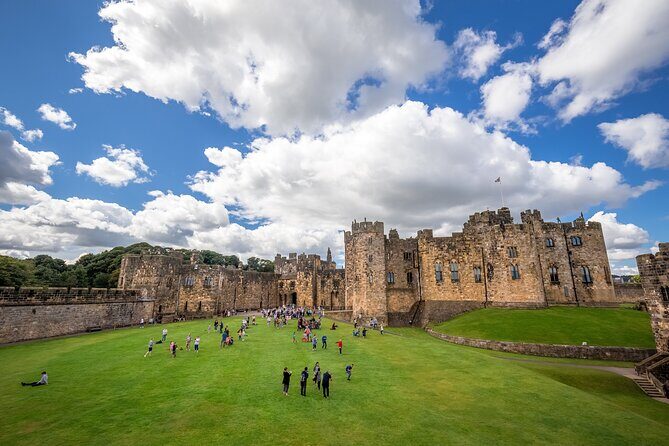 Harry Potter's Alnwick Castle and Scottish Borders Day Trip - Who Should Book This Tour (and Who Might Want a Different Plan)