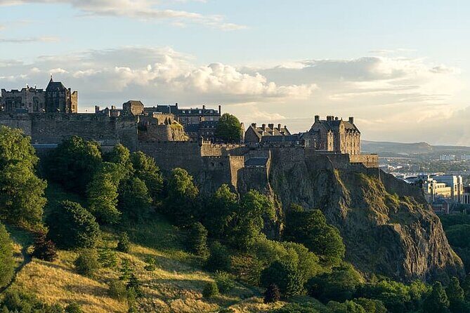 Harry Potter’s Edinburgh: A Self-Guided Audio Tour - Castlehill kickoff: a filming location outside Edinburgh Castle