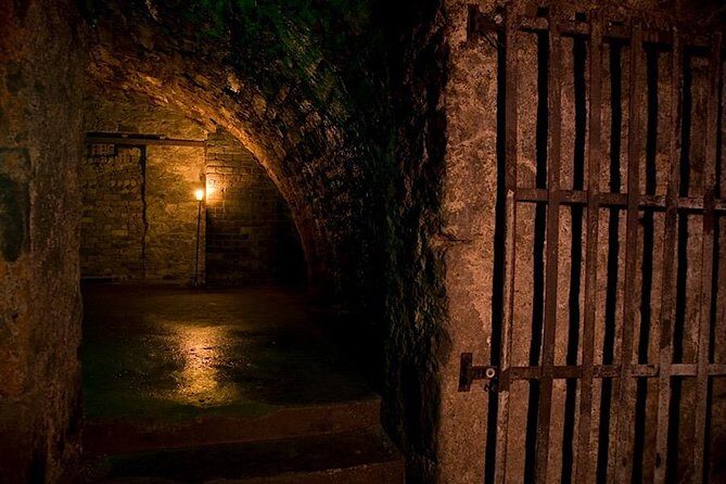 Haunted Vaults Walking Tour in Edinburgh - Underground vaults in Edinburgh: what this tour really delivers