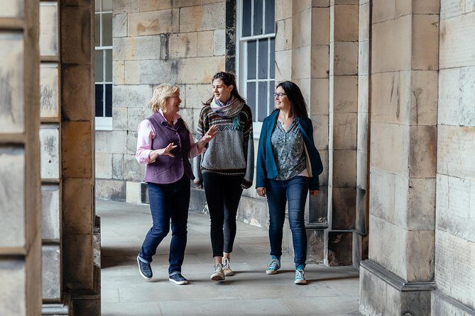 Highlights & Hidden Gems With Locals: Best of Edinburgh Private Tour - Three hours that actually help you navigate Edinburgh