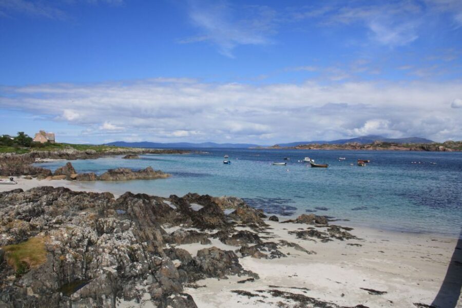 Iona, Mull, and Isle of Skye: 5-Day Tour from Edinburgh - Day 3: Loch Linnhe, Glencoe, Fort William, and the Great Glen to Plockton