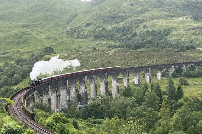 Isle of Skye Private 4 Day Tour From Edinburgh or Glasgow - Day 2: Skye must-sees from Sligachan to Portree, Kilt Rock, Quiraing, and Fairy Glen