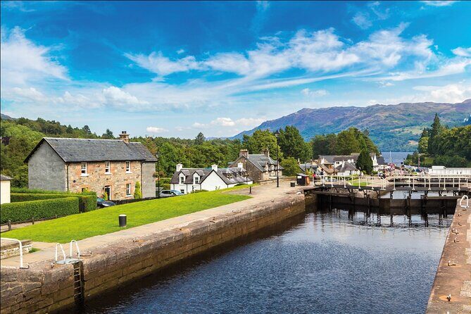 Loch Ness and the Highlands Experience Bus Tour from Edinburgh - Kilmahog Stop: Coffee Break Plus Highland Cows