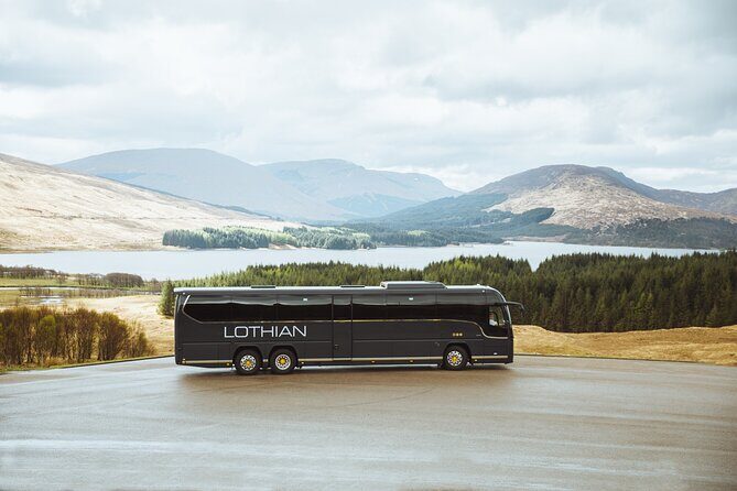 Loch Ness and the Highlands Experience Bus Tour from Edinburgh - Stirling Castle and the Wallace Monument: Seeing the Big Names