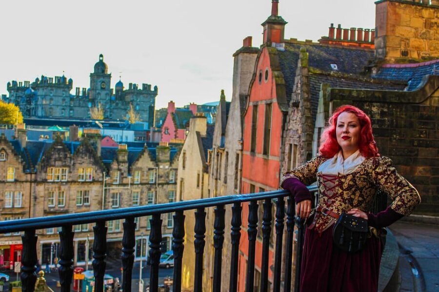Magical Edinburgh Walking Tour - Entering The Royal Mile At St Giles’ Cathedral