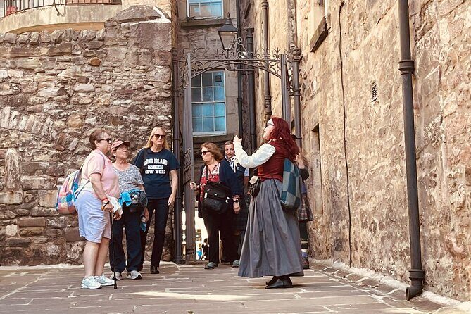 Old Town Walking Tour - Meet Charlotte: costumed guiding with real momentum