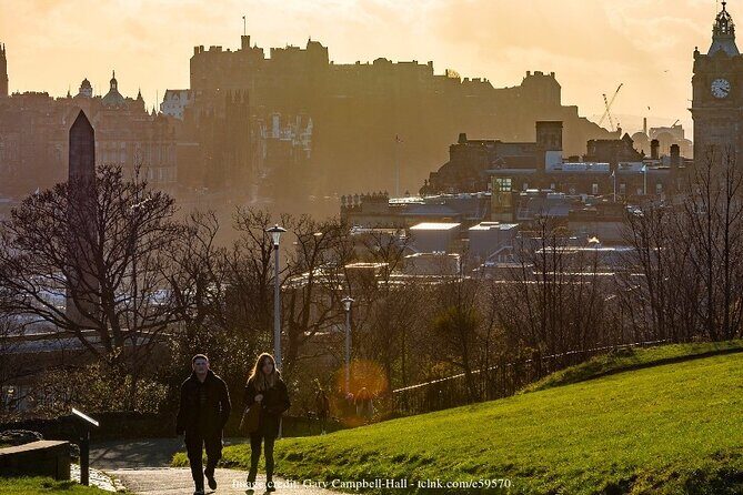 Private 4h Walking Tour in Edinburgh with Edinburgh Castle Tour - John Knox House: A Short Stop With a Strong Past