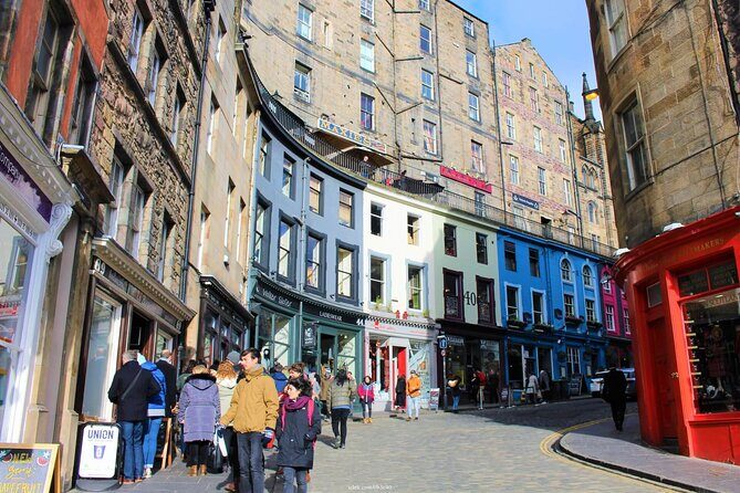 Private 4h Walking Tour in Edinburgh with Edinburgh Castle Tour - Royal Mile and City Chambers: Old Town Main Street, Guided to the Meaning