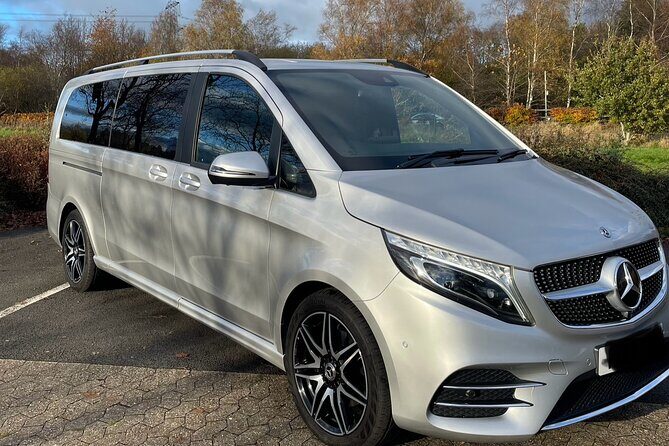 Private Airport Transfer from Edinburgh airport to Glasgow - Private Door-to-Door: Edinburgh Airport to Glasgow in About an Hour