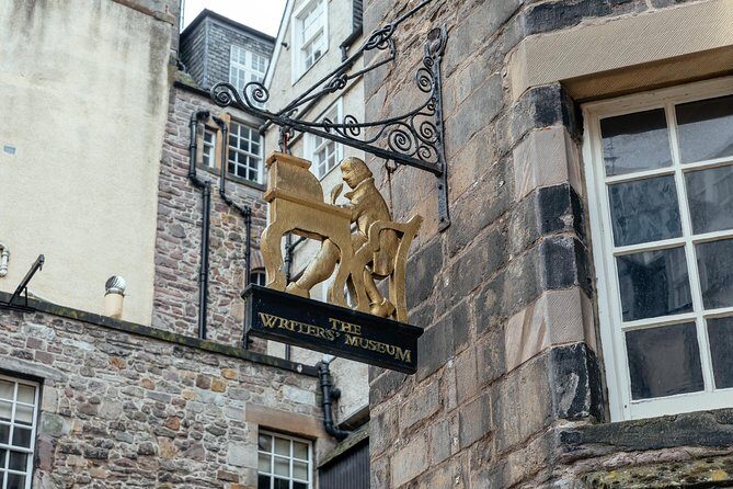 Private City Kickstart Tour: Edinburgh - What a private guide actually buys you in Edinburgh