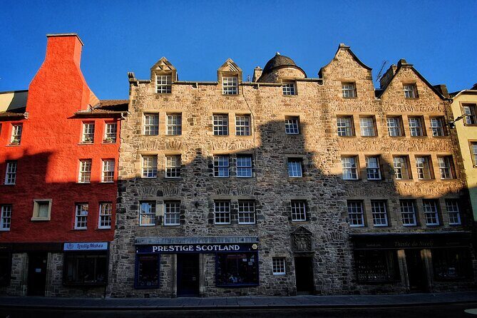 Private Edinburgh driving tour - Holyrood Palace: See It From the Road or Add Entry
