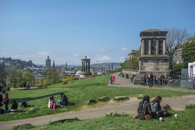 Private Edinburgh Tour for Families with a Local, 100% Personalized - Camera Obscura and the World of Illusions: hands-on learning that keeps kids guessing