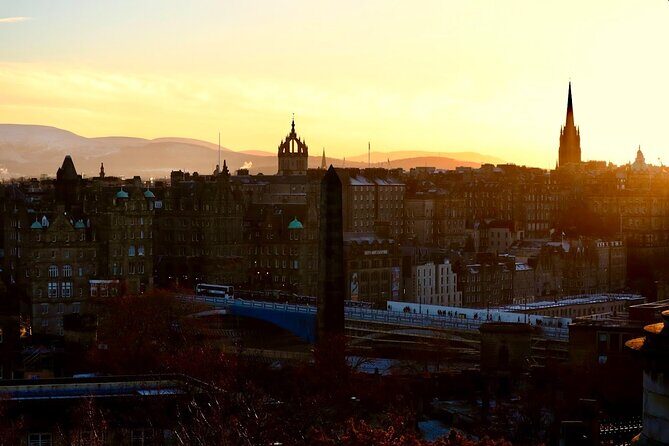 Private Food Tour of Edinburgh with Haggis, Scotch & More - Arthur’s Seat and Holyrood Park: extinct volcano vibes, plus comfort food timing