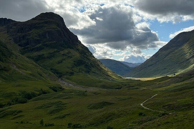 Private Harry Potter, Glenfinnan Viaduct, Highland Edinburgh Tour - Dalwhinnie Distillery: Whisky Country at Higher Altitude