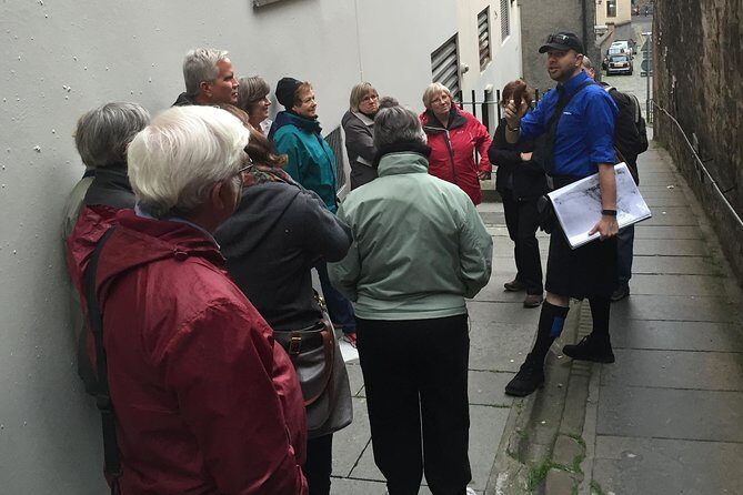Private Old Edinburgh Tour - Walk in the footsteps of Royals and Rogues! - The Royal Mile stretch: Mary Queen of Scots, Deacon William Brodie, and Mercat Cross drama
