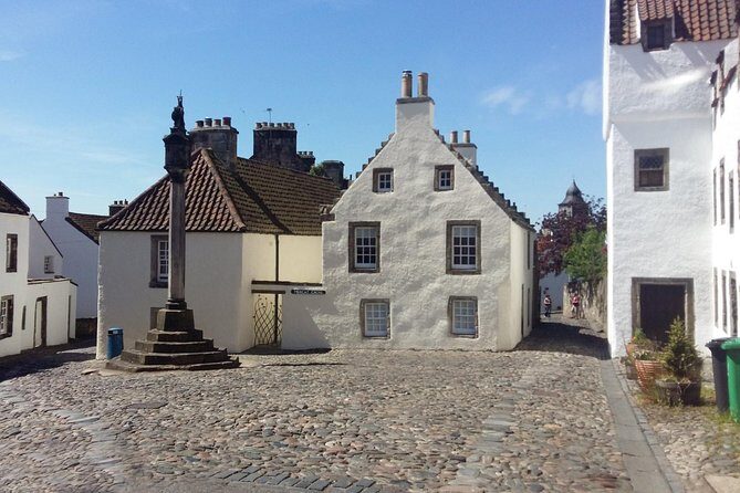 Private Outlander Day Tour from Edinburgh - Culross (Cranesmuir): short stop, strong village feel