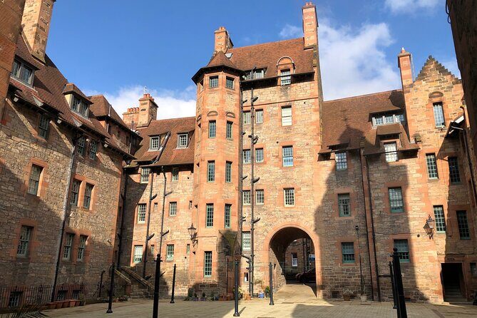 Private Royal Mile Walking Tour - A private Royal Mile walk designed for pace, not pressure