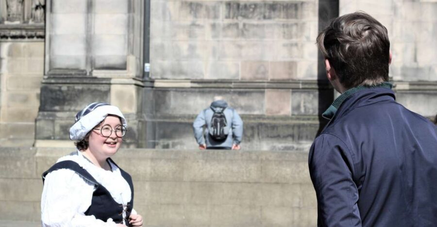 Private tour: History and Mystery in Edinburgh's Old Town - Starting at the Scottish Parliament: easy to find, quick to focus