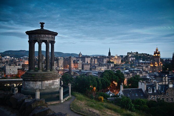 Private Walking Tour: Edinburgh Highlights, including entry to Edinburgh Castle - Grassmarket and Greyfriars: pubs, legends, and a famous dog