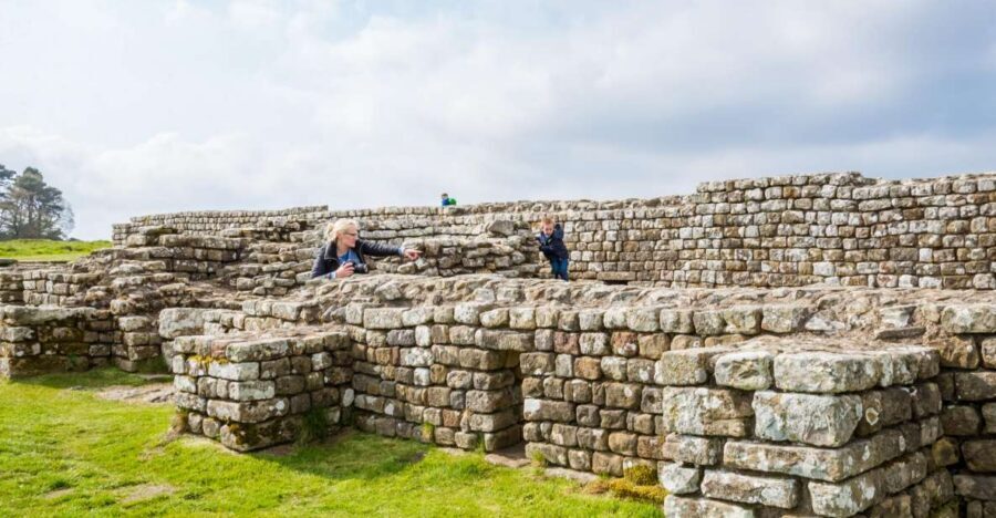 Rosslyn Chapel and Hadrian's Wall Small Group Day Tour - Melrose lunch and Border Reiver country: where the stories get grounded