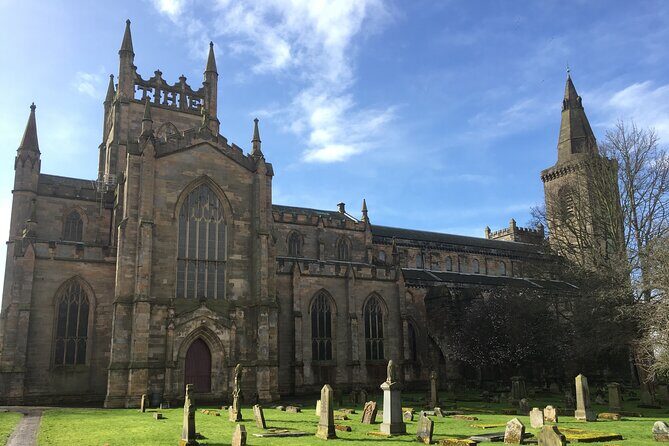 Rosslyn Chapel, Dunfermline Abbey and Stirling Castle Day Tour - Guides Make the Difference: When the Drive Becomes Part of the Show