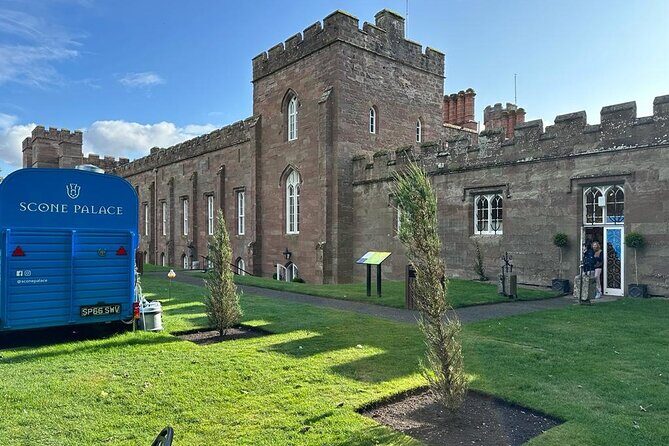 Scone Palace, Nature, Pitlochry, Whisky Experience from Edinburgh - A day that links royals, waterfalls, whisky, and big views