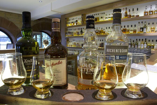 Scotch Tour Edinburgh with a Local Expert: Private & 100% Personalized - Stop 1: Arcade Bar and the Start of Your Tasting Route