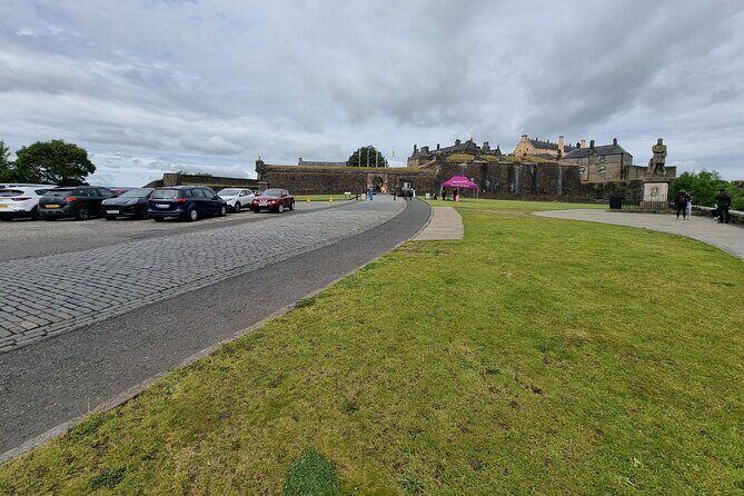 Scottish Castles & Whisky Tour - Drummond Castle Gardens: Outlander vibes in a formal garden setting