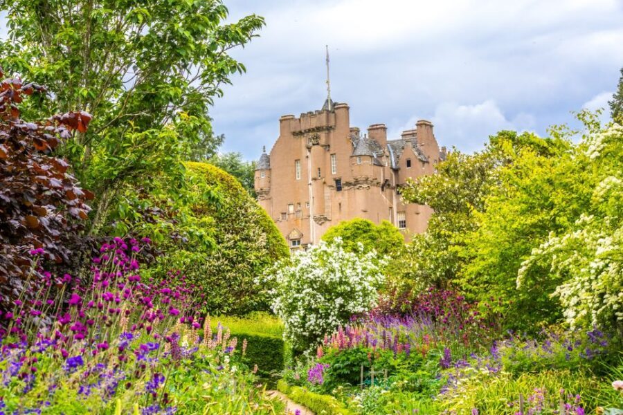 Scottish Highlands 4-Day Castle Tour From Edinburgh - Accommodation, meals, and what to pack for a stress-free trip