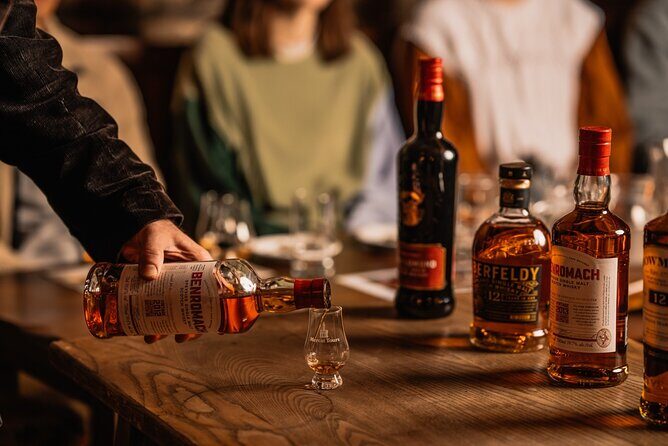 Small Group Edinburgh Whisky Tour and Tasting - Price and value: what $59.65 buys you in Edinburgh time