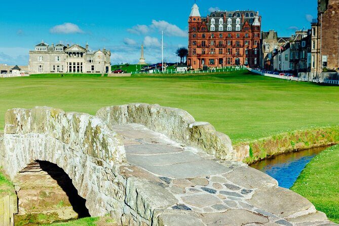St Andrews, Fife Coast Walk & Historic Abbey Tour from Edinburgh - St Andrews Town Time: Lunch, Streets, and Doing Your Own Thing