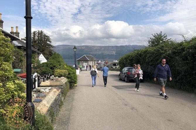 Stirling Castle and Loch Lomond Full-Day Private Tour in a Premium Minivan - The Kelpies and the Royal Route vibe: a fast photo win on the way north