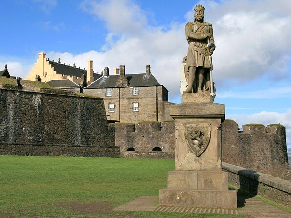 Stirling Castle and Whisky Very Small Group Tour from Edinburgh - Stirling Castle in 75 Minutes: Enough Time to Feel the Place