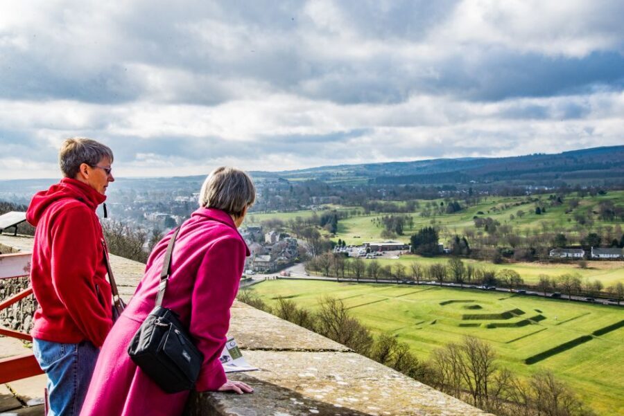 Stirling Castle, Highland Lochs & Whisky Tour from Edinburgh - Glengoyne Distillery in a wooded valley and the 10-year-old sip