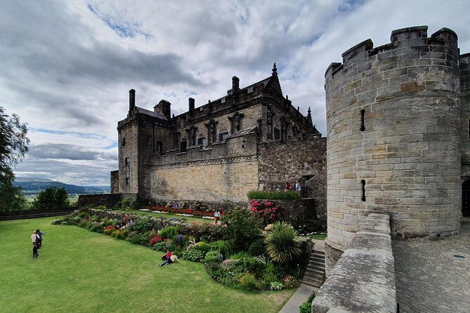 Stirling Castle, Kelpies and Loch Lomond from Edinburgh - Getting from Edinburgh: a 10-hour coach day with steady pacing