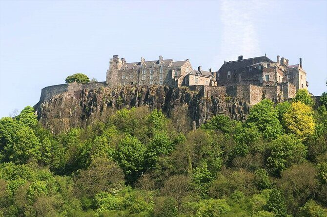 Stirling Castle, Whisky & Kelpies Tour starting Edinburgh - The Kelpies & The Helix: Mythic Water Horses and Great Photo Angles