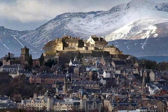 Stirling Distillery and Saint Andrews Italian Tour Guide - One Long Day: From Edinburgh to Stirling Castle, Deanston, and St Andrews