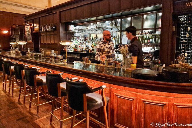 Tailored Premium Edinburgh Food Tour with Highest Quality Dishes - Start at Old Town Chambers, then let the guide steer
