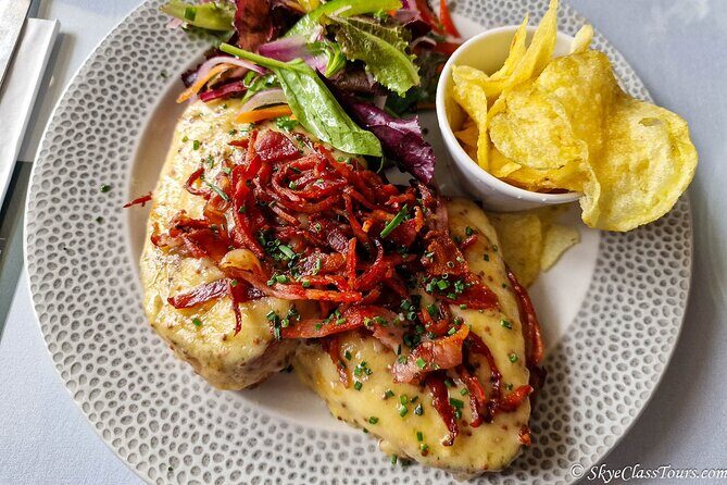 Tailored Premium Edinburgh Food Tour with Highest Quality Dishes - What you actually eat: Scottish classics plus smart surprises