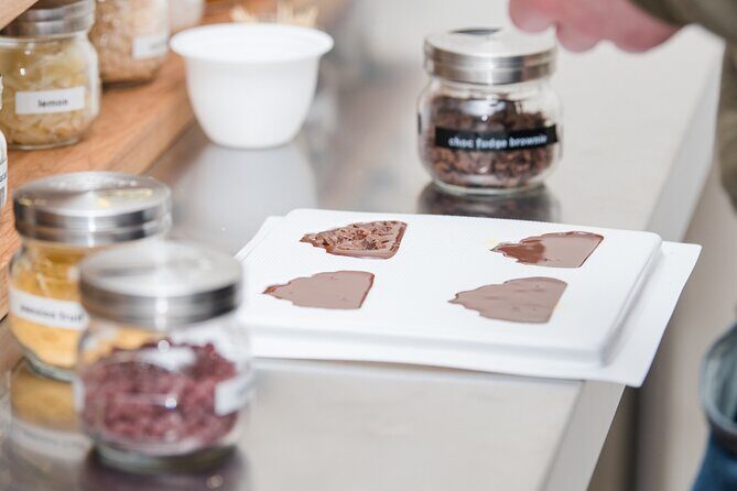 The Chocolatarium Chocolate Tour Experience in Edinburgh - Making your own chocolate bar (the take-home souvenir part)
