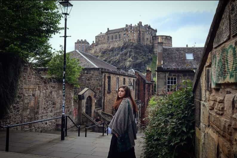 The Dark Side of Edinburgh - Meeting on the Grassmarket: unicorns, costumes, and a tight 2-hour format