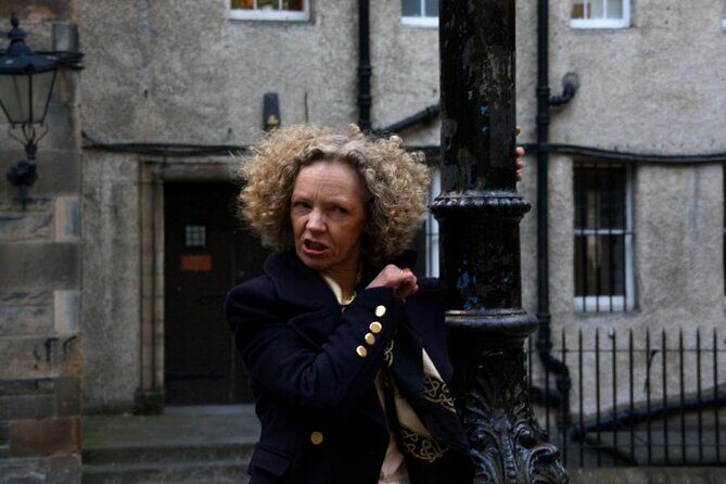The Edinburgh Literary Pub Tour - Actor-Guides and Edinburgh Literature: Why It Works
