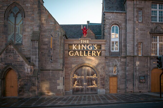 The King's Gallery, Palace of Holyroodhouse - Rules that affect your comfort: photos, snacks, pushchairs, and last entry