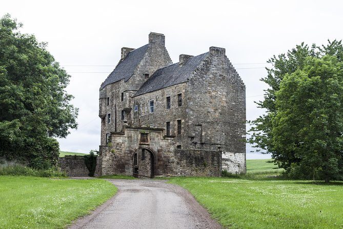 The Outlander 1 Day Experience - Stop 3: Doune Castle as Castle Leoch (Optional Extra)